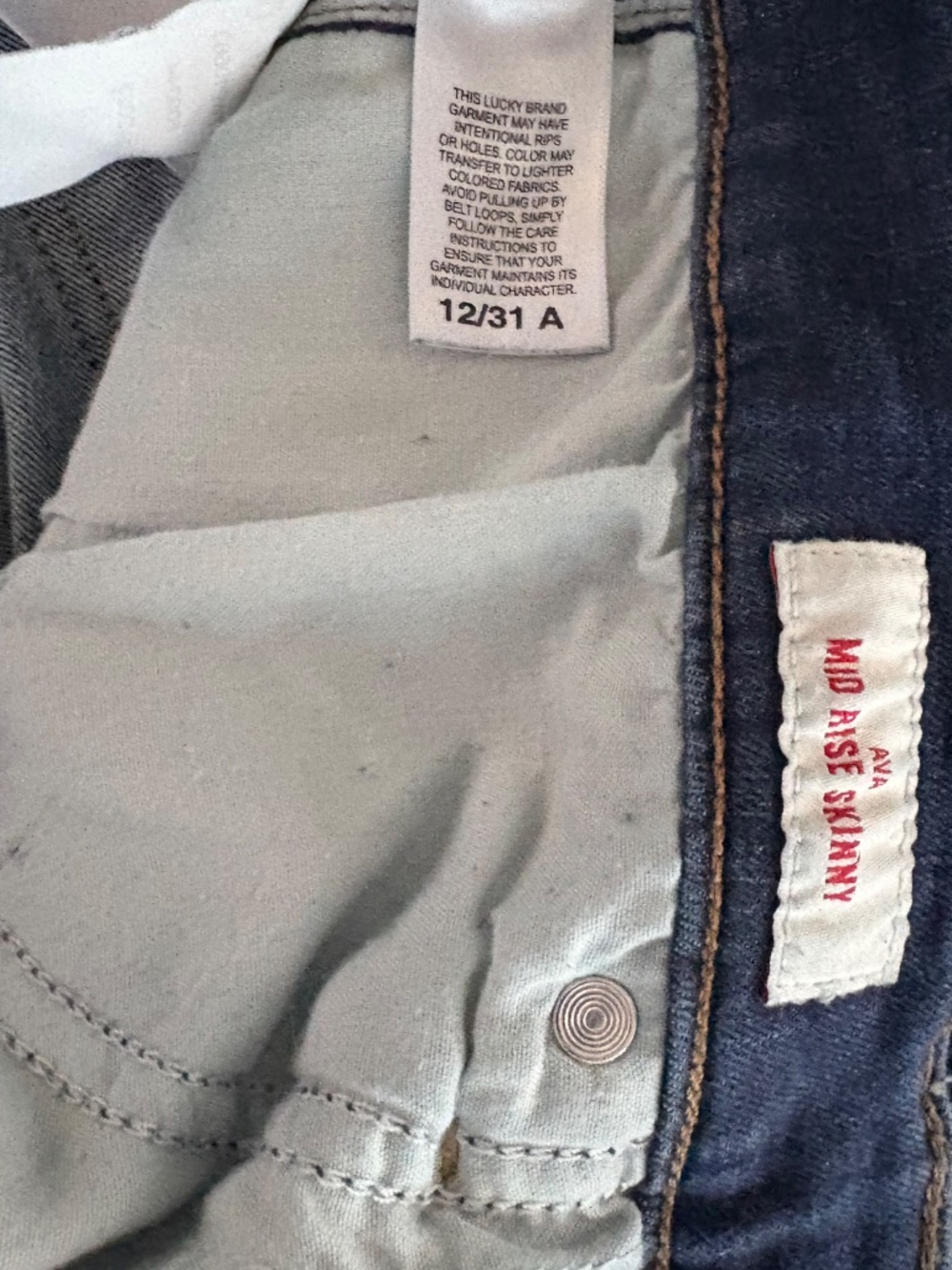 Lucky Brand Ava cut jeans - Picture 4 of 4